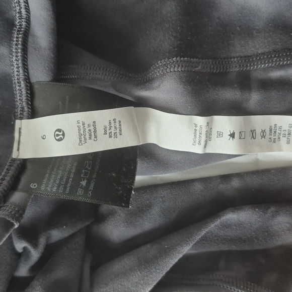 Lululemon Aligh High Rise Pant W/ Pockets 25"  Diamond Dye Graphite Grey Size 6 - Picture 6 of 7